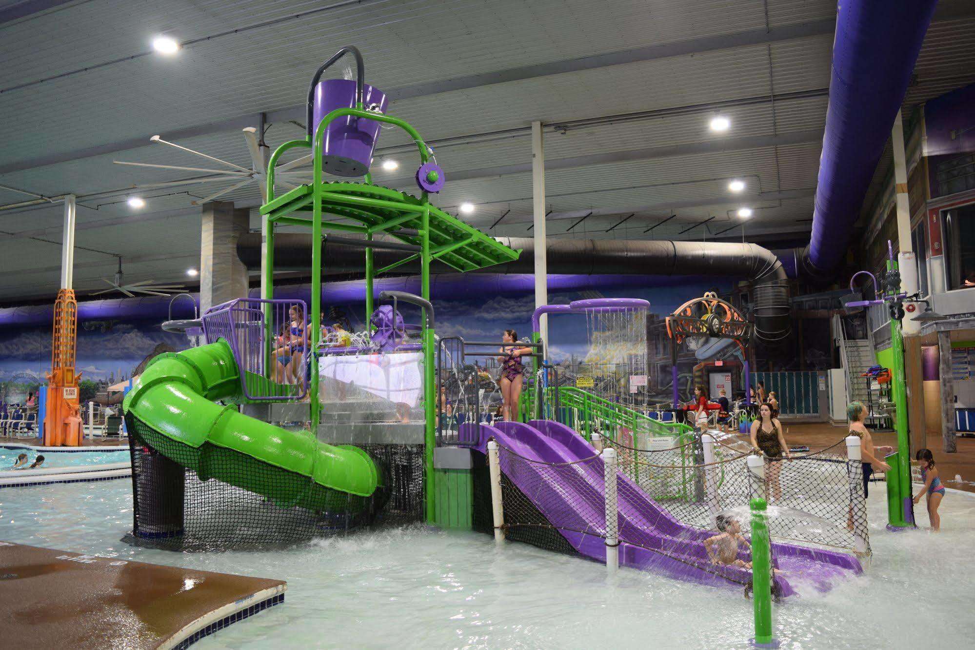 Metropolis Resort - Eau Claire Exterior photo